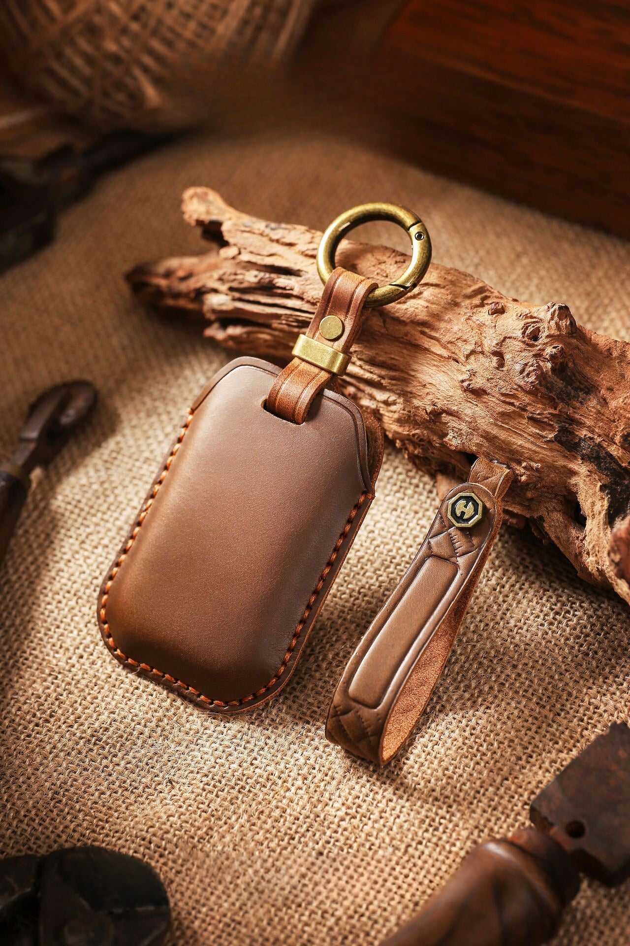 [Chery] The new retro key case is suitable for Chery Xingtu TXL Lingyun LX Tiggo 3X car handmade leather bag