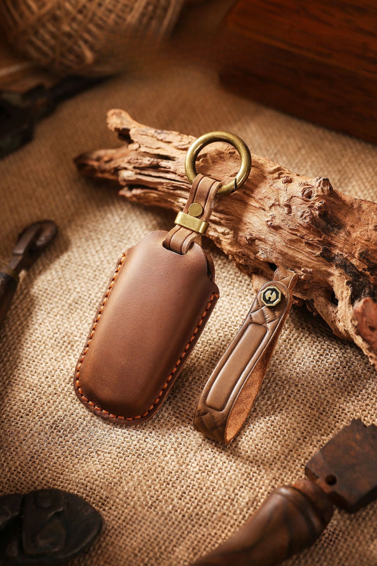 [Geely] The new retro key cover is suitable for the old Geely car genuine cowhide pure handmade key protection case buckle