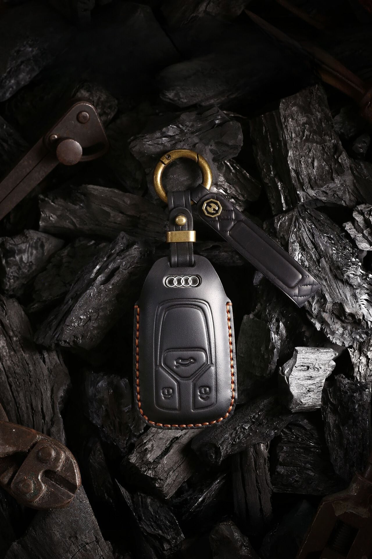 [Audi] Retro key case for 18 models Audi A6L key cover Q5 leather old A8L bag car key special case