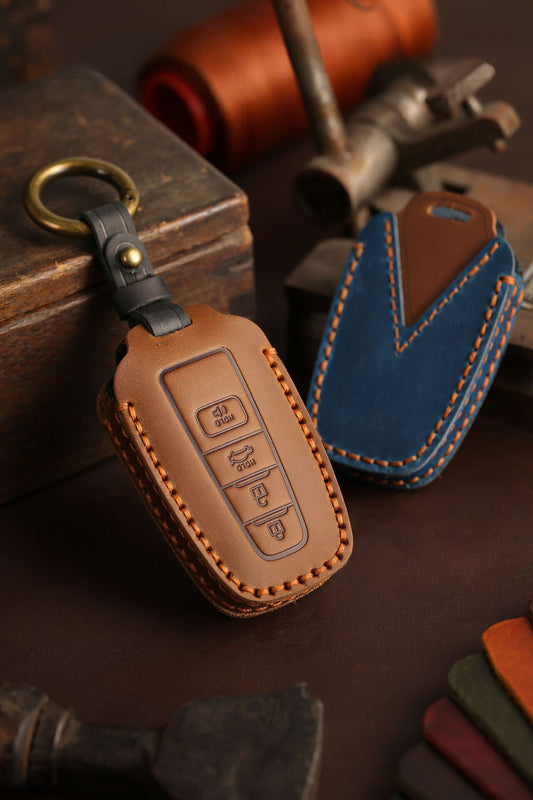 [Toyota] Cowhide car key case special toyota key case camry asian dragon leather goods shell wholesale sense of luxury