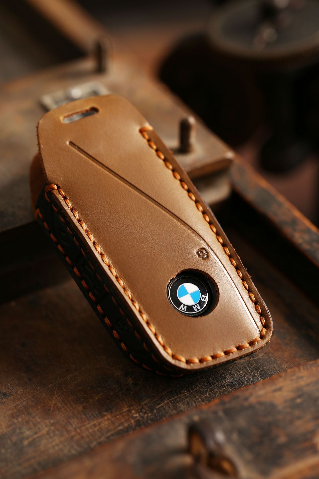 [BMW] The car key cover is suitable for the 2024 BMW new X7 leather key case, which is dedicated to the cowhide protective case