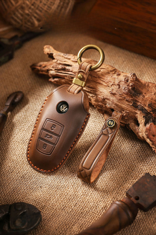 [Volkswagen] The new retro key cover is suitable for the Volkswagen old Touareg pure hand-stitched leather special key case clasp